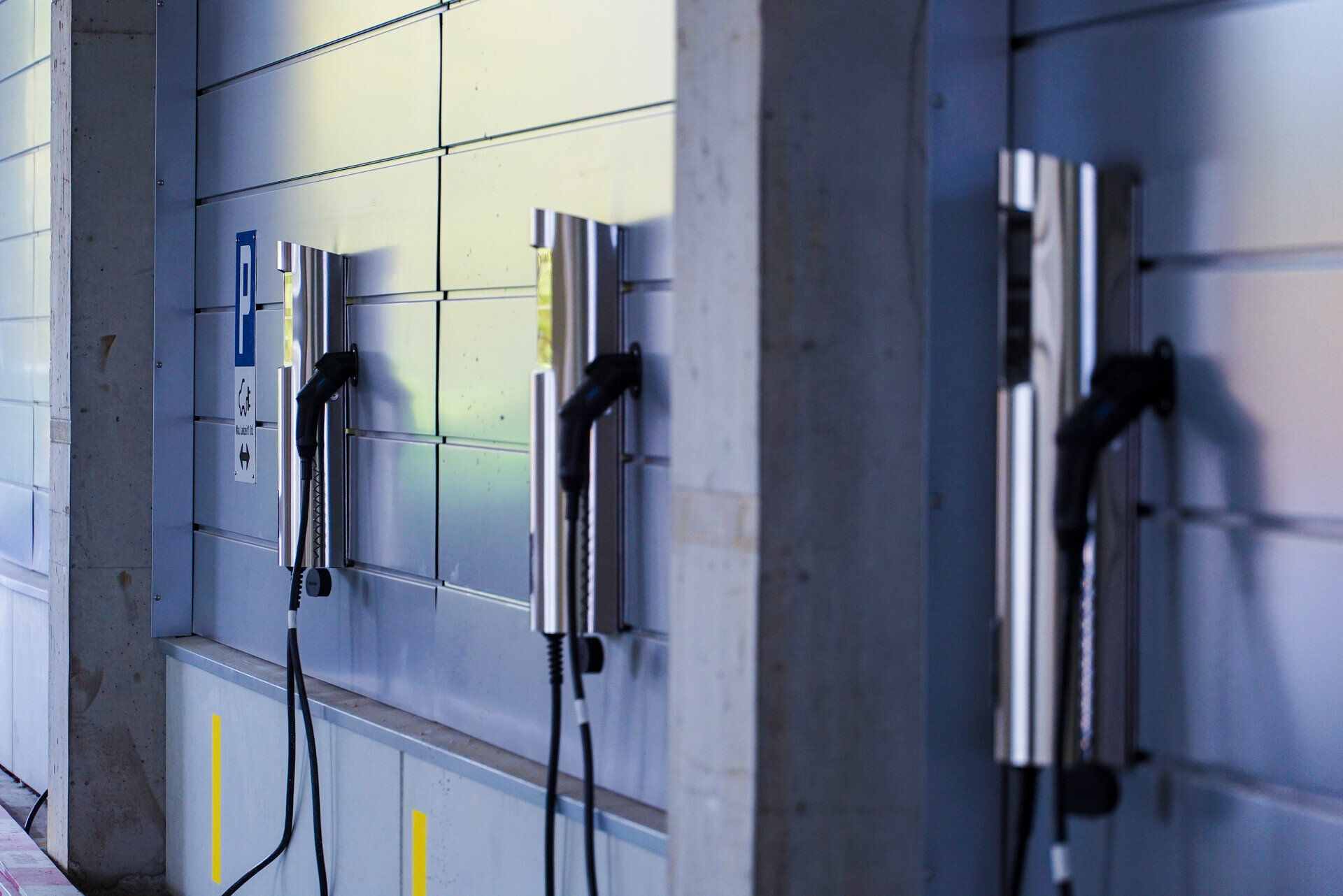 EV EQUIPMENT